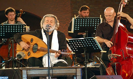مارسيل خليفة والميادين يغنون للحب وللسلام في تيميتار إكراما لروح محمود درويش