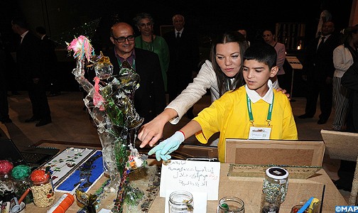 صاحبة السمو الملكي الأميرة للا حسناء تزور معرض “ويك2013”