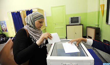 الانتخابات الرئاسية بالجزائر : نسبة المشاركة بلغت 70ر51 في المائة أي أقل بكثير من 5ر74 في المائة المسجلة في 2009 (رسمي)