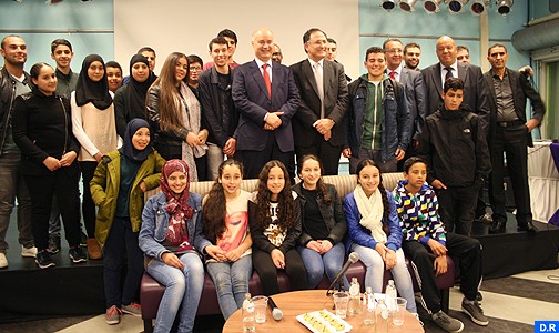 السيد بيرو يتباحث مع عمدة أمستردام حول سبل تعزيز التعاون لفائدة أبناء الجالية المغربية
