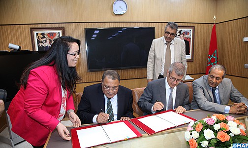 التوقيع بالرباط على اتفاقية شراكة بين المكتب الوطني للسكك الحديدية ومؤسسة محمد السادس للأعمال الاجتماعية لموظفي الأمن الوطني