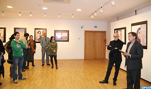 افتتاح معرض فوتوغرافي لفنان أرجنتيني حول المرأة المغربية في معهد ثيربانتيس بالرباط