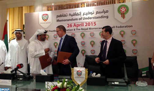 التوقيع بأبوظبي على مذكرة تفاهم بين الجامعة الملكية المغربية لكرة القدم ونظيرتها الإماراتية