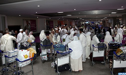 عودة نحو 300 حاجة وحاج مغربي للدار البيضاء في رحلة جوية منتظمة للخطوط العربية السعودية