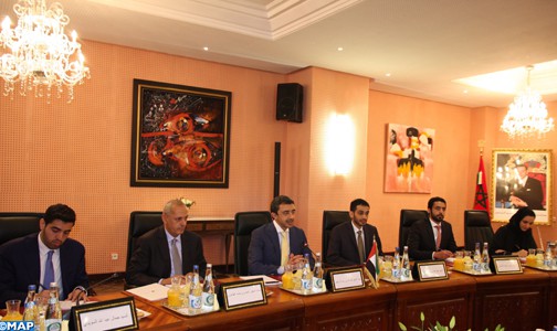 العلاقات المغربية الإماراتية علاقات نموذجية تشمل مختلف المجالات (وزير الخارجية الإماراتي)