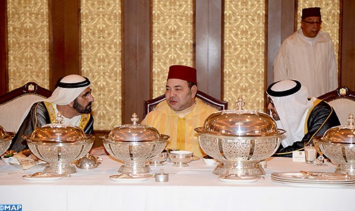 صاحب السمو الشيخ محمد بن زايد آل نهيان يقيم مأدبة عشاء رسمية على شرف جلالة الملك