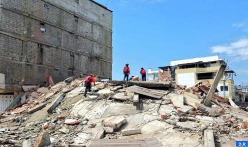 ارتفاع حصيلة الزلزال في الاكوادور الى 413 قتيلا