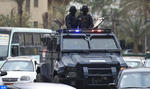 مقتل ثمانية من رجال الأمن بينهم ضابط في هجوم مسلح على سيارة شرطة بمنطق حلوان بالقاهرة
