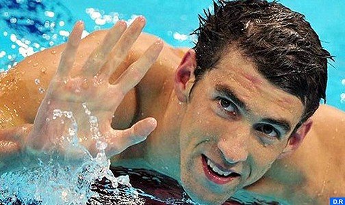 السباح الأمريكي مايكل فيلبس يعتزل منافسات السباحة بعد حصد ميداليته الذهبية الأولمبية رقم 23