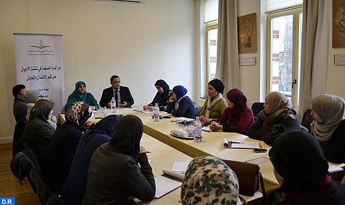 بروكسل : المجلس الأوروبي للعلماء المغاربة ينظم يوما دراسيا حول ” دور المرأة المسلمة في تنشئة الأجيال على قيم الاعتدال والتعايش “