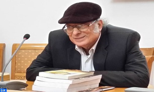 وفاة الكاتب والروائي المصري أحمد الشيخ