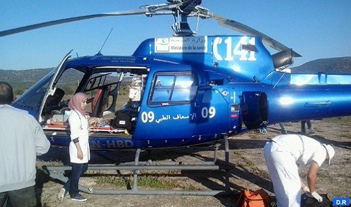 نقل شاب في حالة صحية حرجة بواسطة المروحية الطبية من العيون إلى المركز الاستشفائي الجامعي محمد السادس بمراكش