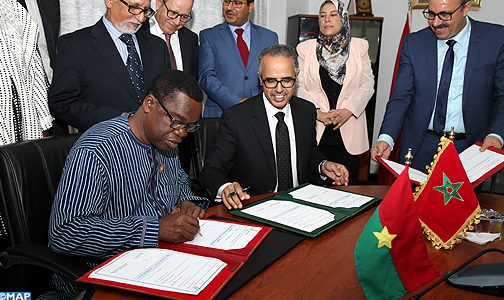 توقيع اتفاقية شراكة وتعاون بين جهة الرباط-سلا- القنيطرة وجهة الأحواض العليا ببوركينافاصو