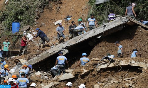 الفلبين.. ارتفاع عدد الوفيات بسبب إعصار “مانغكوت” العنيف إلى 65 شخصا