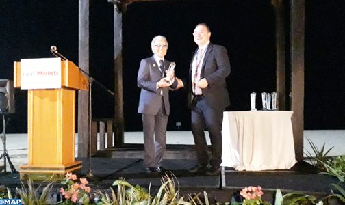 عبد اللطيف الجواهري يحصل على جائزة أفضل محافظي البنوك المركزية في العالم ببالي