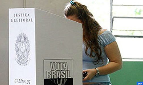 البرازيل .. مكاتب التصويت تفتح أبوابها في إطار الجولة الأولى من الانتخابات الرئاسية