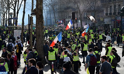 عشرات الالاف تظاهروا بفرنسا في التعبئة ال14 لحركة (الصدريات الصفر)