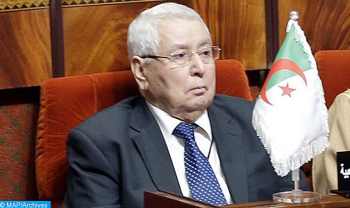 الجزائر.. تنصيب رئيس مجلس الأمة عبد القادر بن صالح رئيسا للدولة لمدة 90 يوما