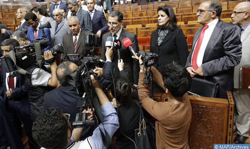 الشروع في تجديد اعتماد الصحفيين المهنيين لدى البرلمان