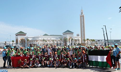 أطفال مقدسيون يزورون عددا من المواقع السياحية بمدينة طنجة