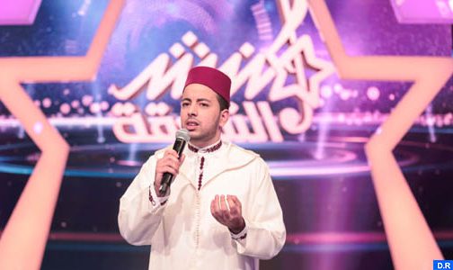 المغربي إبراهيم إنهض يتأهل إلى المرحلة النهائية لـبرنامج”منشد الشارقة 12″