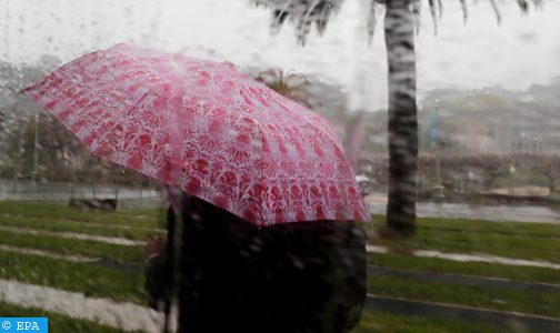 أمطار محليا قوية وتساقطات ثلجية من الأربعاء إلى الجمعة بالعديد من أقاليم المملكة