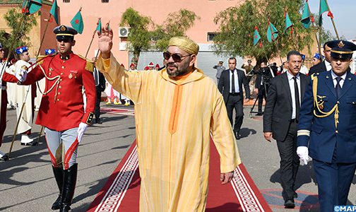 أمير المؤمنين يؤدي صلاة الجمعة بـ”مسجد أريحا” بمدينة مراكش