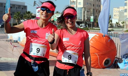 الثنائي المغربي أميمة بوعياد وحسناء حمدوش تفوزان بالمرحلة الأولى من سباق “الصحراوية 2020”