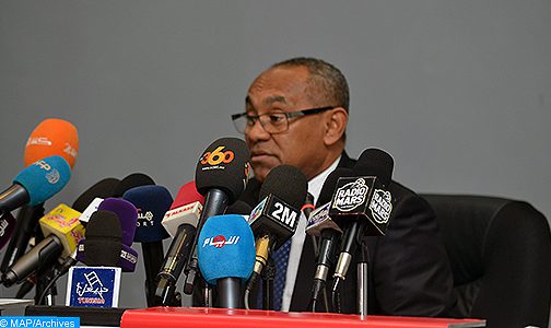 رئيس (الكاف) يؤكد أن بطولة أمم إفريقيا 2023 ستقام في موعدها