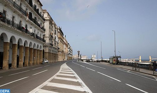 انخفاض عائدات الجزائر من المحروقات بنسبة 41 في المائة عند متم شهر شتنبر