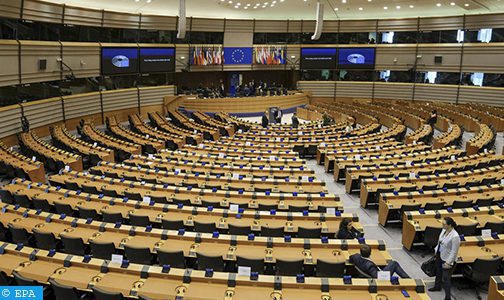 قرار للبرلمان الأوروبي يندد بتحويل المساعدات الإنسانية من قبل الجزائر و”البوليساريو”