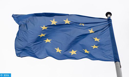 الاتحاد الأوروبي يعلن عن إرسال نحو مائة إطفائي للمساعدة في عمليات البحث ببيروت