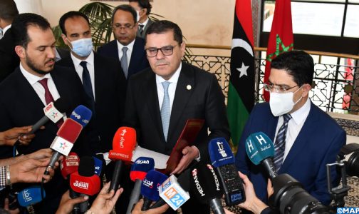 رئيس الحكومة الليبية المؤقتة يشيد بجهود المغرب لتحقيق الاستقرار ببلاده