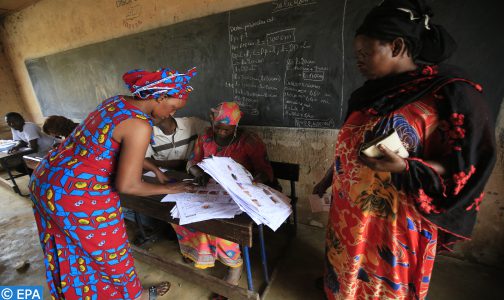 نيجيريا: مالي تتعهد بتقديم جدول زمني لتنظيم الانتخابات قبل 31 يناير