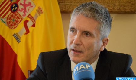 العلاقات مع المغرب “مهمة واستراتيجية للغاية” (وزير الداخلية الإسباني)