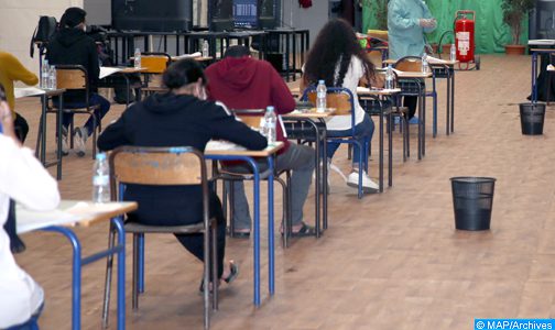 امتحانات البكالوريا 2022-2023.. عدد المترشحين المتمدرسين بلغ 426 ألفا (وزير)
