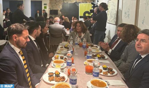 إفطار جماعي في مدريد تحت شعار التضامن والمشاطرة