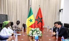 السيد بوريطة يتباحث ببانجول مع وزيرة الاندماج الإفريقي والشؤون الخارجية السنغالية