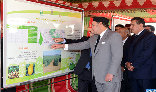 SM le Roi lance à Taourirt un projet d’aménagement hydroagricole à la vallée de Tafrata