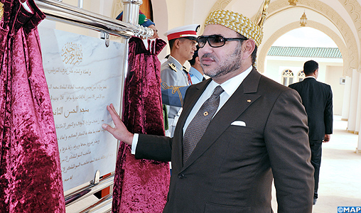 SM le Roi, Amir Al-Mouminine, inaugure la mosquée “Hassan II” à Saidia