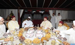 SM le Roi préside à Casablanca un Iftar à l’occasion de la fête du Trône