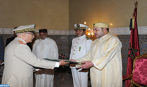 SM le Roi préside à Casablanca la cérémonie de prestation de serment des officiers lauréats des grandes écoles militaires et paramilitaires