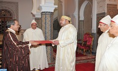 SM le Roi reçoit à Tétouan plusieurs ambassadeurs étrangers
