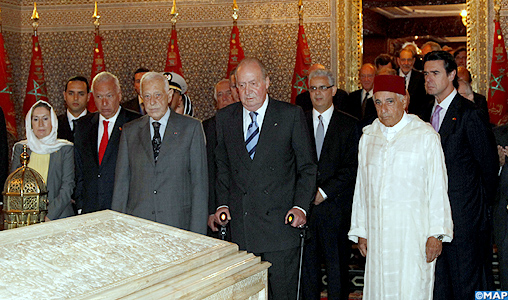 SM le Roi Juan Carlos 1-er d’Espagne visite le Mausolée Mohammed V