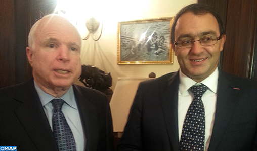 John McCain salue la dynamique vertueuse de réformes initiée au Maroc sous l’impulsion de SM le Roi