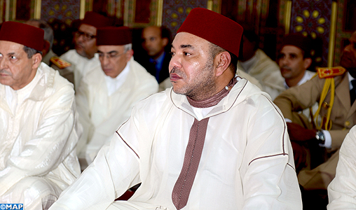 SM le Roi accomplit la prière du vendredi à la mosquée Sakia El Hamra à Casablanca