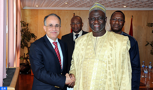 M. Abbou examine avec une délégation malienne les moyens susceptibles de renforcer le partenariat économique bilatéral