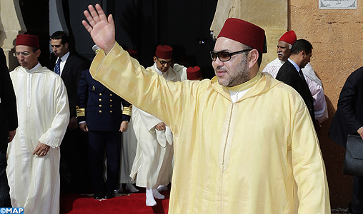 SM le Roi accomplit la prière du vendredi à la mosquée Sidi Al Ghandour à Rabat