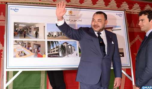 Tanger : SM le Roi lance les travaux de réalisation du marché “Bir Chifa” à Bni Makada