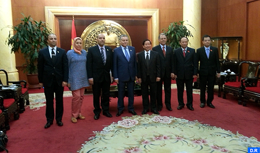 Le SG du PPS s’entretient avec des membres du parti communiste vietnamien